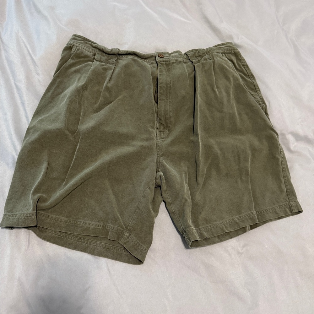 Tommy Bahama 40” shorts
